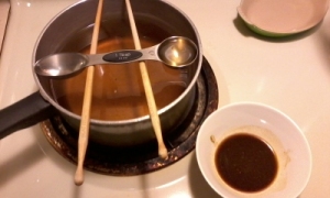 ...and finished the sauce with the dashi