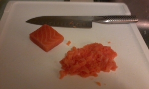 minced up 4 oz of salmon fillet as Nobu's commented option; and I've also had it with hamachi